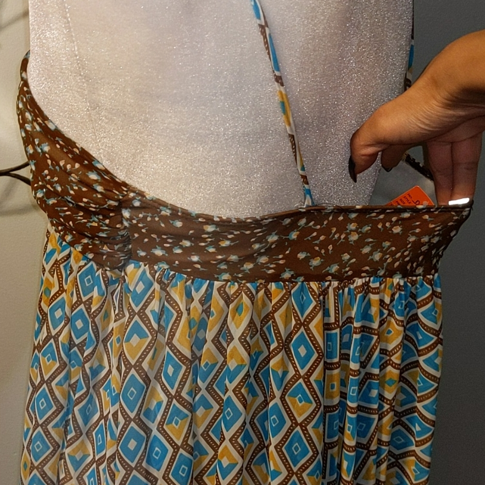 Summer Dress - Picture 10 of 16